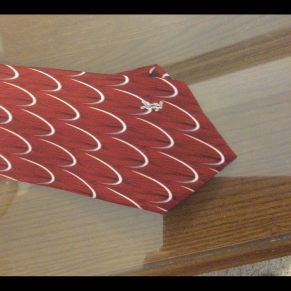 🎁New Yves Sant laveent Paris tie - Picture 4 of 4